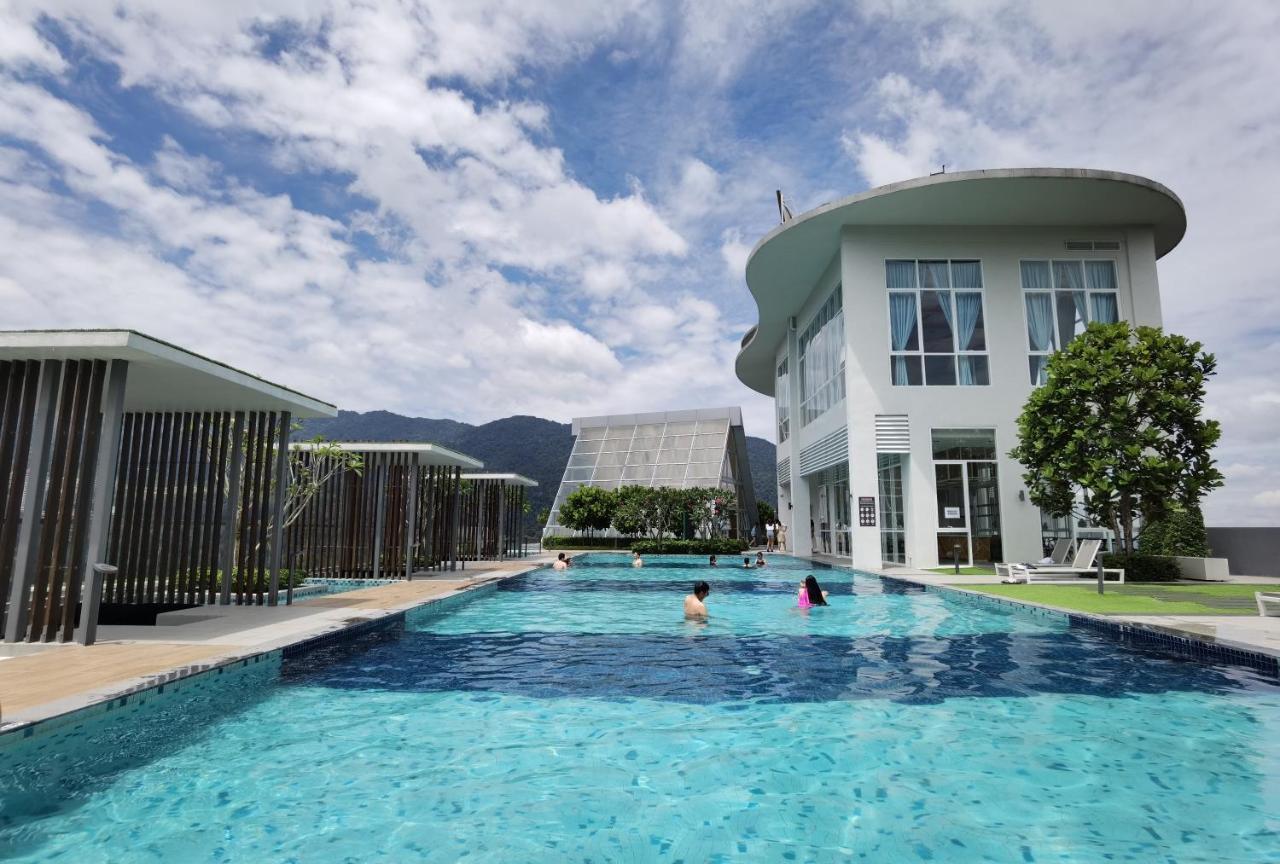 Windmill Upon Hills Luxurious Sky Villa 360 Sky Pool Heated Pool Mountainous Genting View Genting Highland By Heritage Dataran Tinggi Genting Bagian luar foto